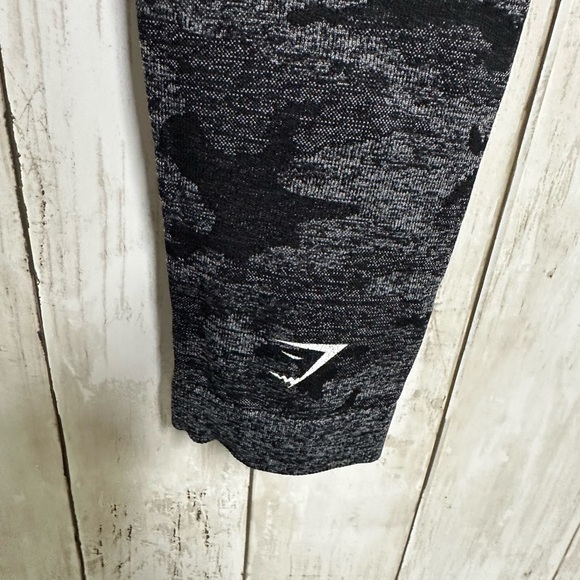Gymsharck Camo Black Seamless Leggings Size L - Picture 6 of 8